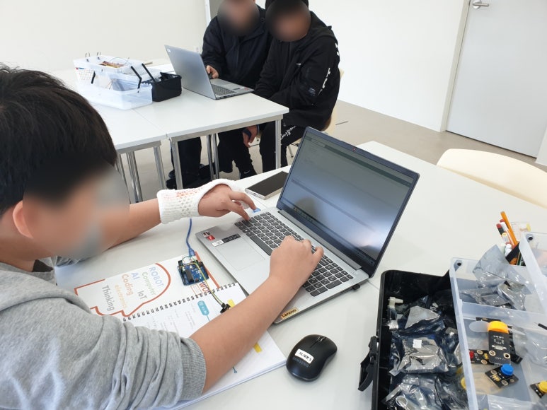 지니로봇코딩학원 이미지