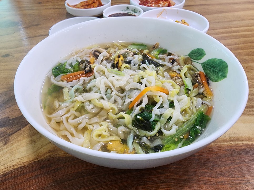 다사랑손칼국수 이미지