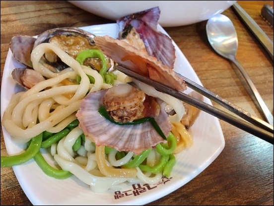 옛날바지락칼국수 이미지