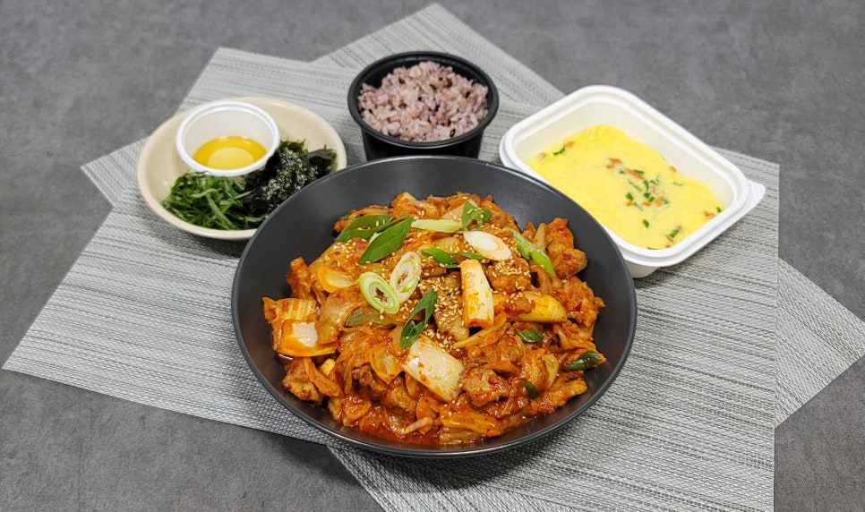 배달삼겹삼반 이미지