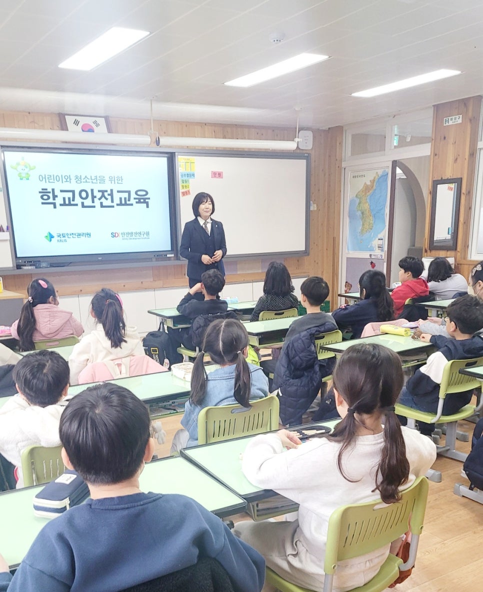 진동초등학교 이미지