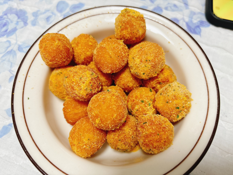 맛으로 약속하는 치킨 이미지