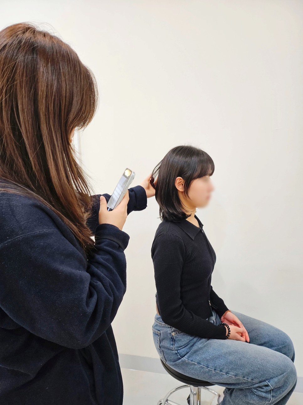 커트앤모어헤어커트학원 이미지