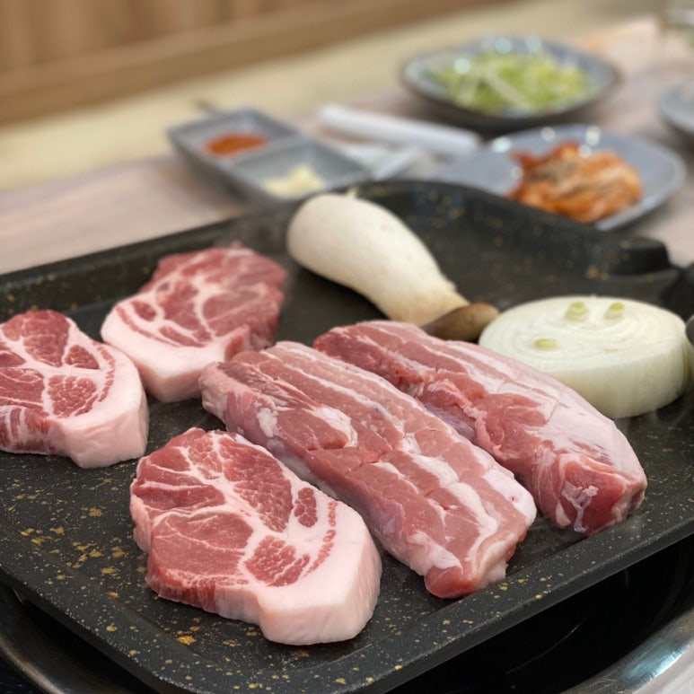 장수흑돼지 이미지