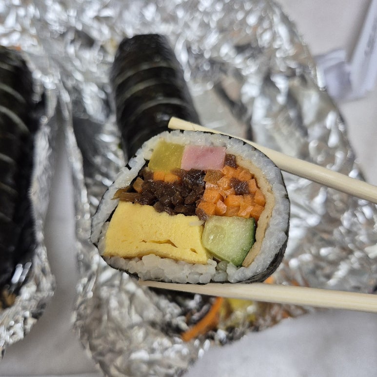 송송김밥 이미지