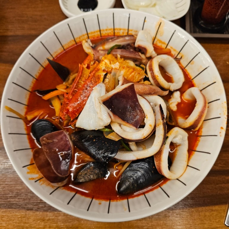 홍이반점 이미지