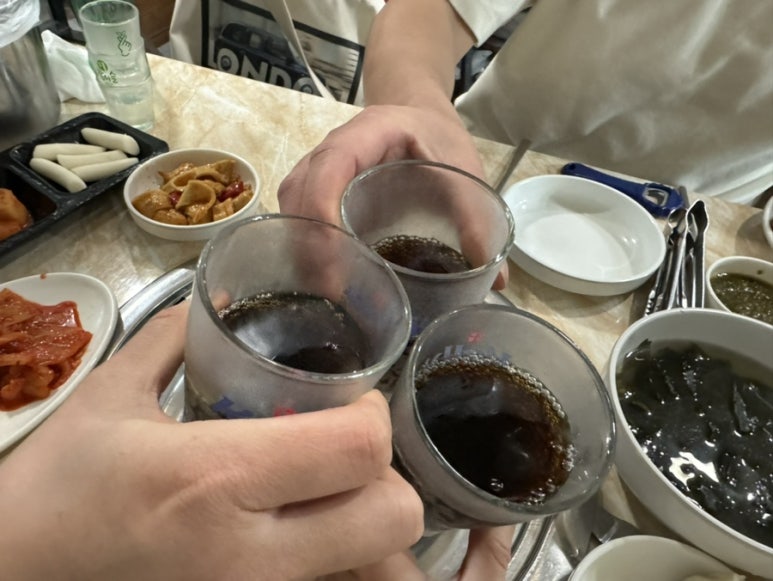 거시기쪽갈비생족발구이 이미지