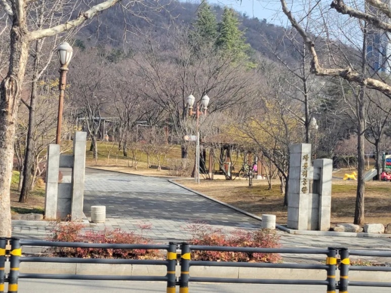와룡(아래)공원 이미지