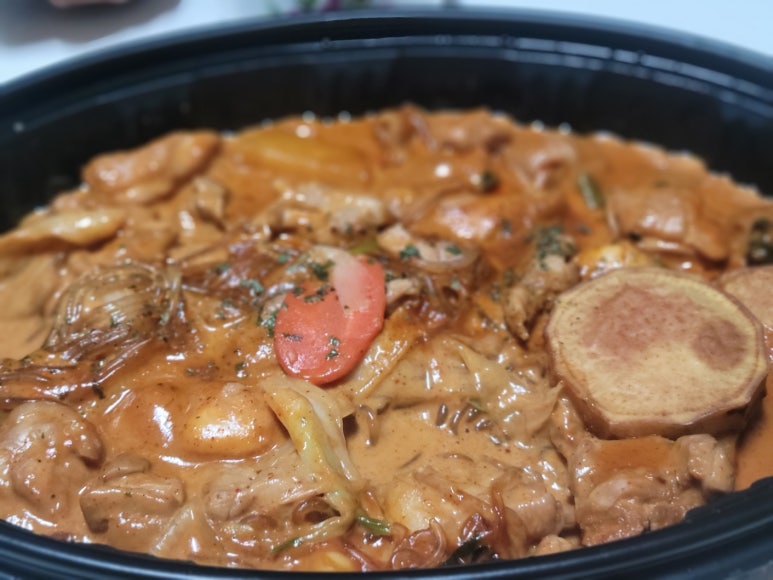 두마리찜닭두찜대전 이미지