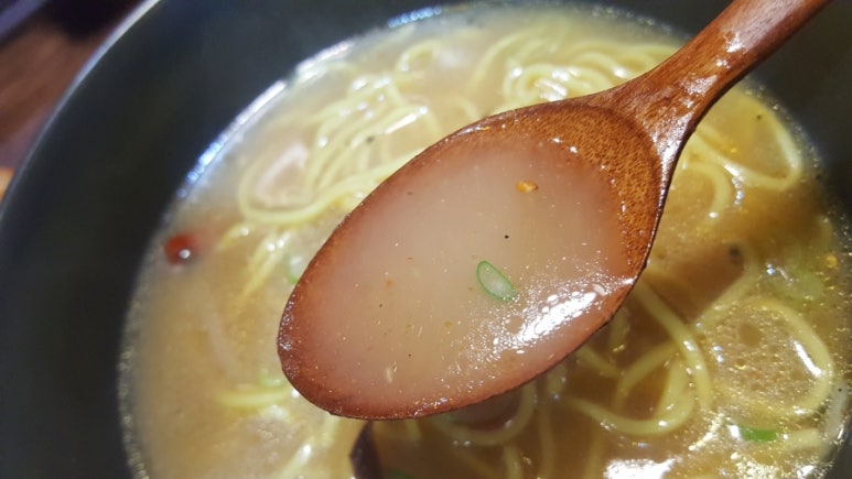 호랭이라멘 이미지