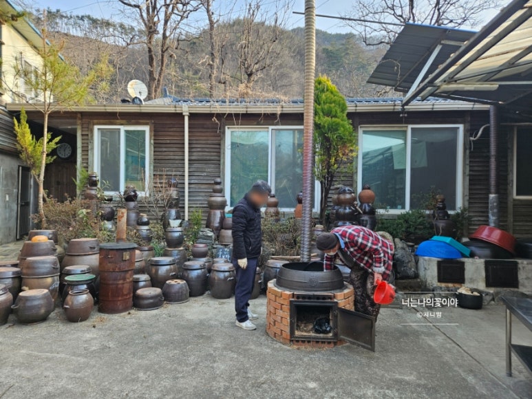 고시랑장독대 이미지