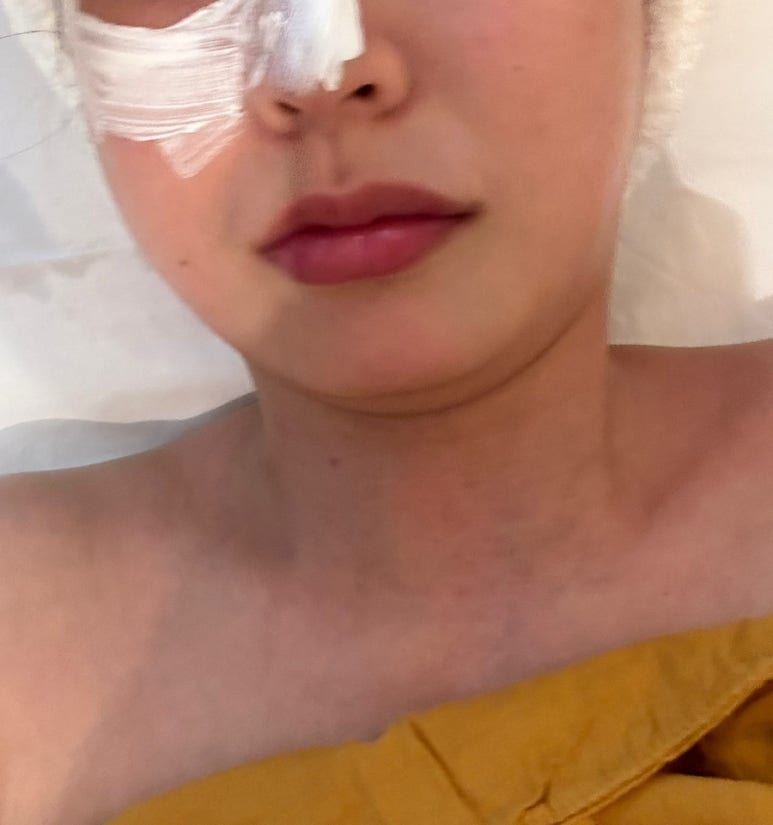 홍대신지윤피부관리 이미지