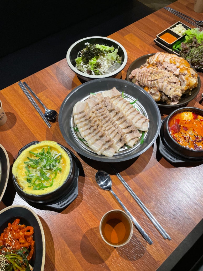 더맛있는족발 이미지
