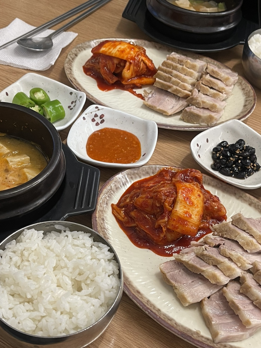 할머니보쌈 이미지