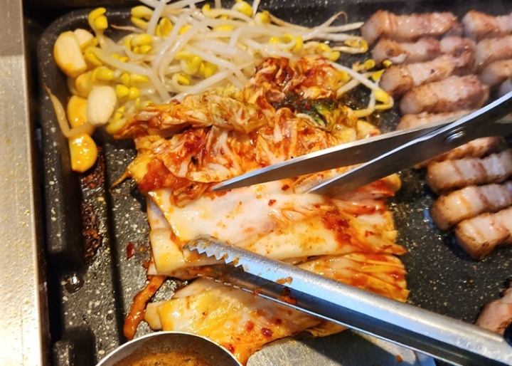 사상맛집사상금돼지 이미지