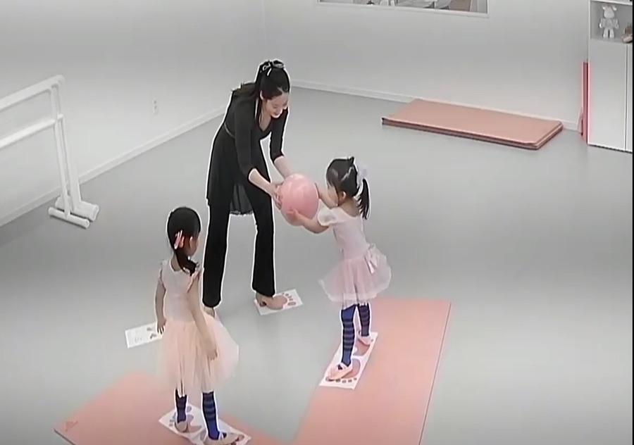 리본발레학원 이미지