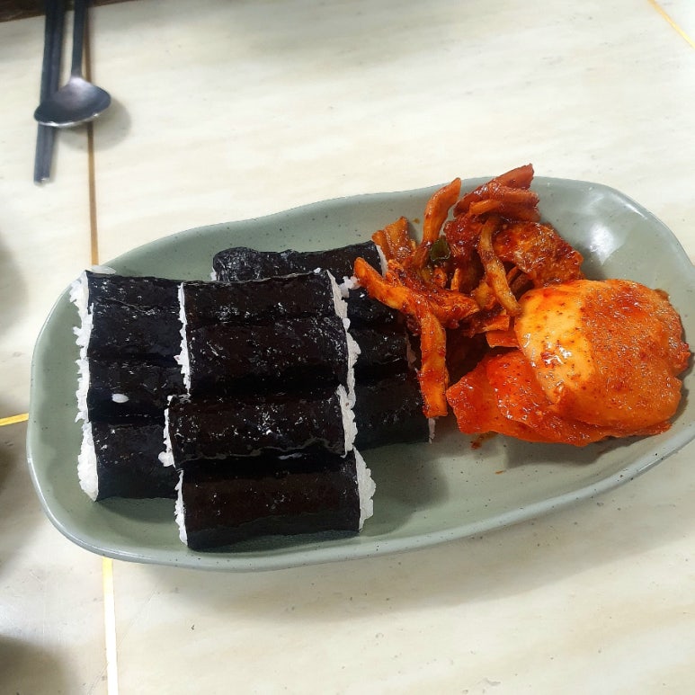 사천충무김밥 이미지
