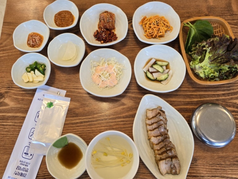 천하임금님한방족발 이미지