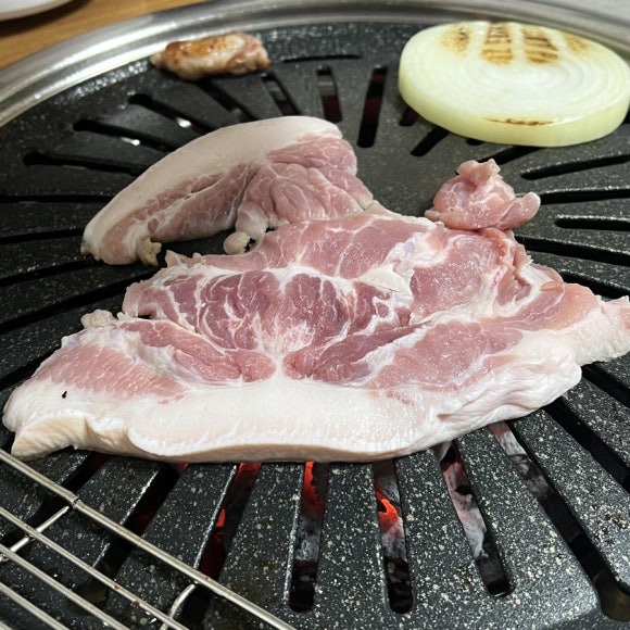 돈돼지숯불구이 이미지