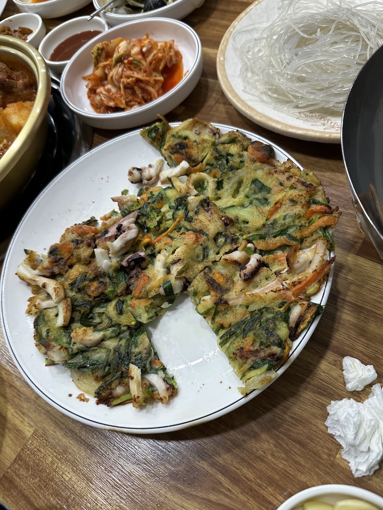 항아리얼큰이칼국수 이미지