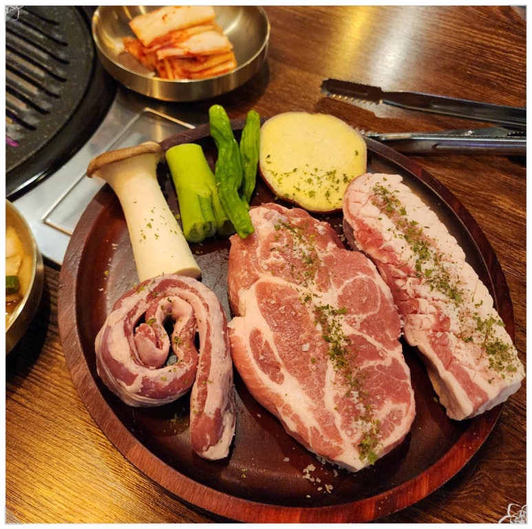 돈육몽 이미지