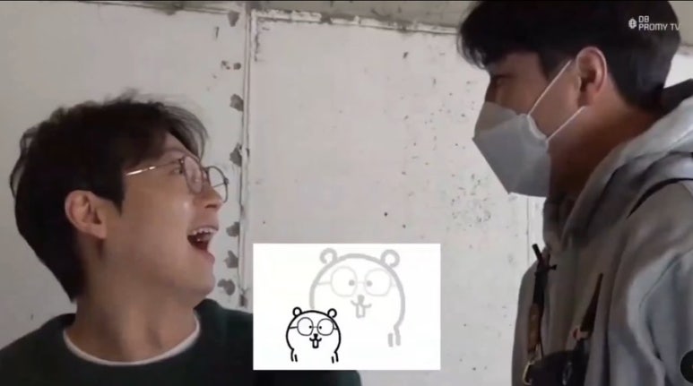 자두옷장 이미지