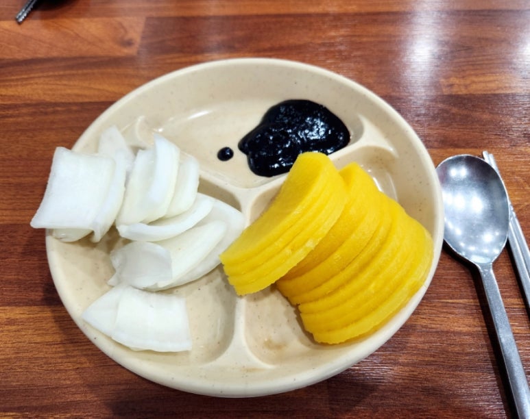 명품 단무지 이미지