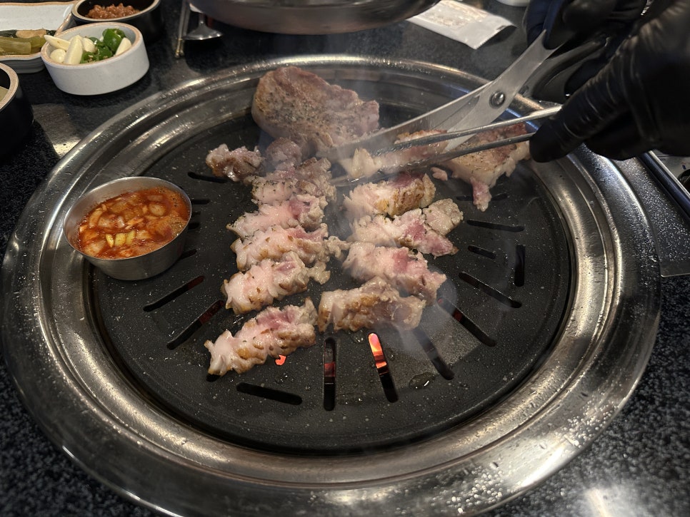 노란꽃돼지 본점 이미지