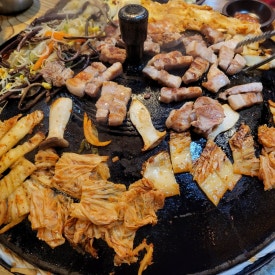 솥뚜껑수산 이미지