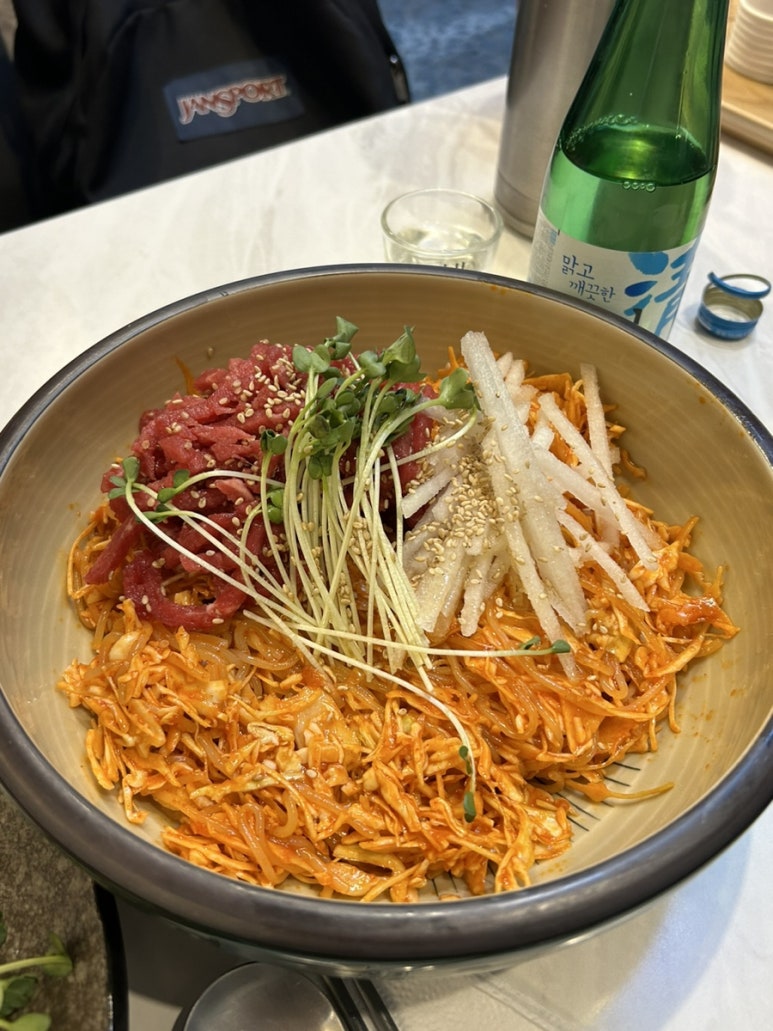 육회바른연어상 이미지