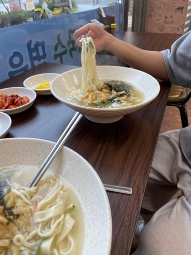 옛날들깨칼국수 이미지