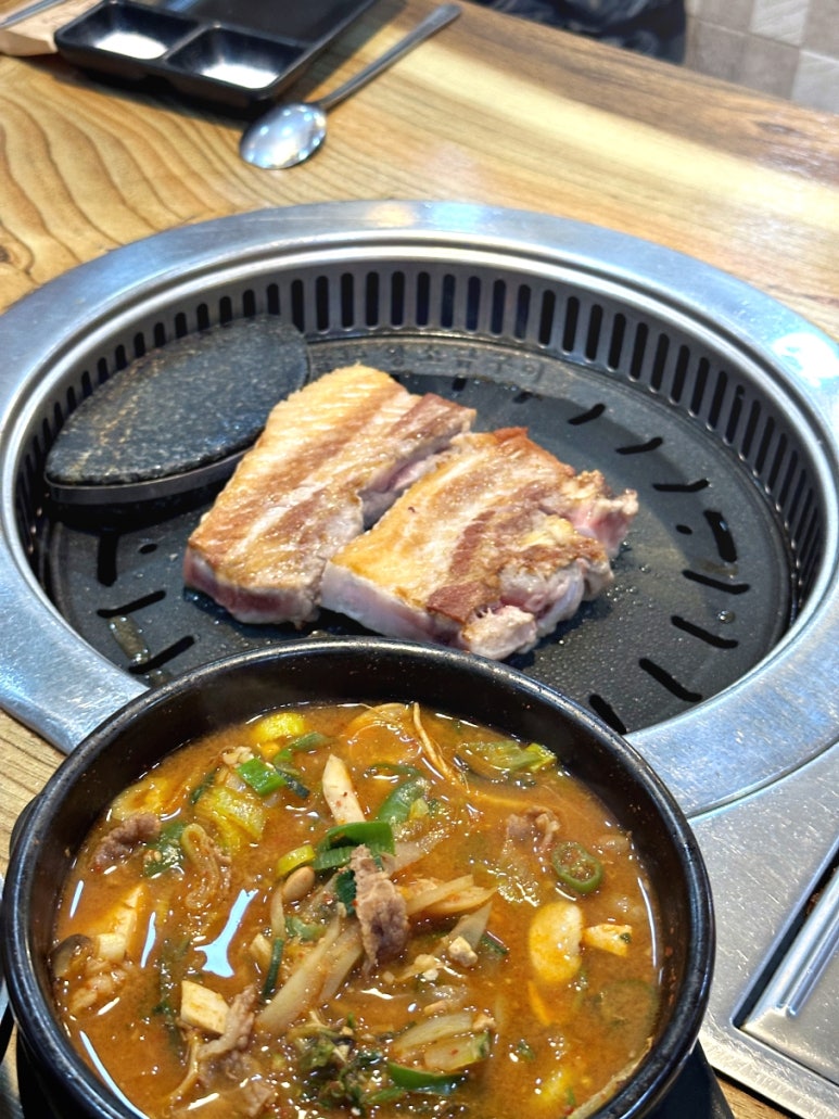 모란생삼겹살 이미지