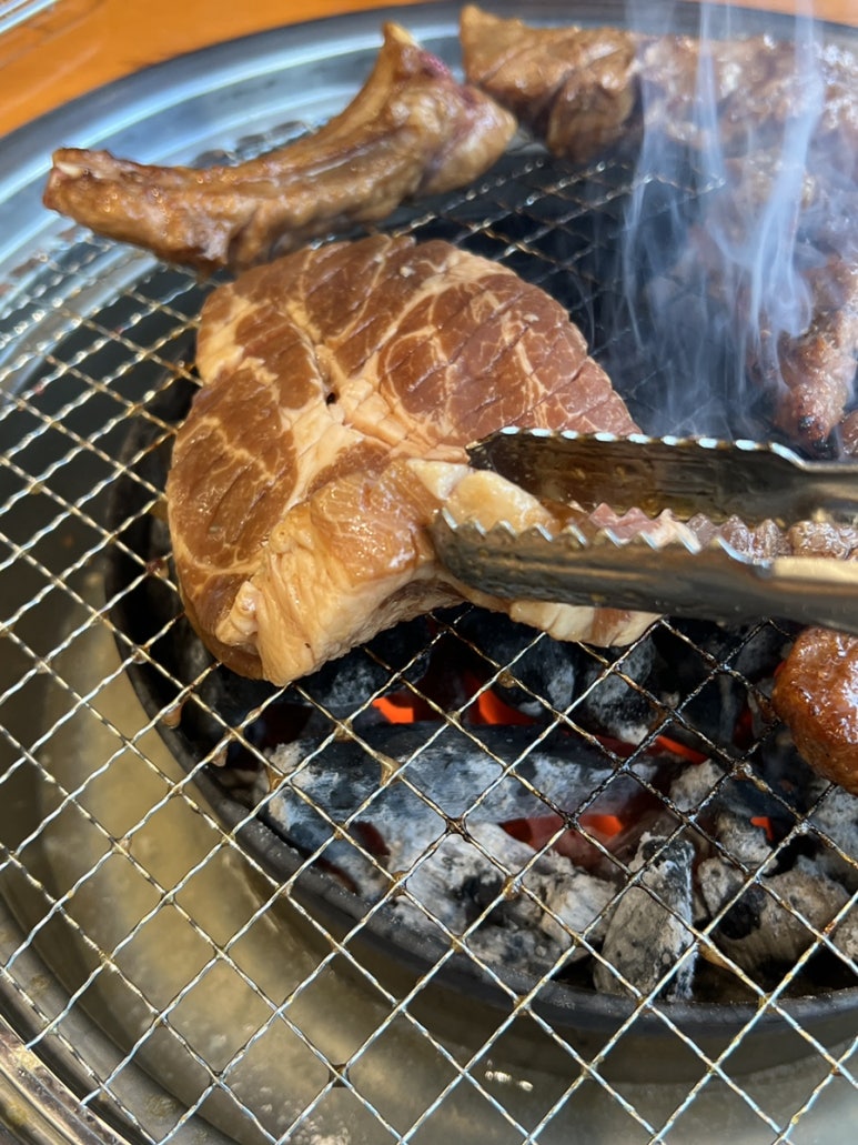대박꽃돼지정육식당지제점 이미지