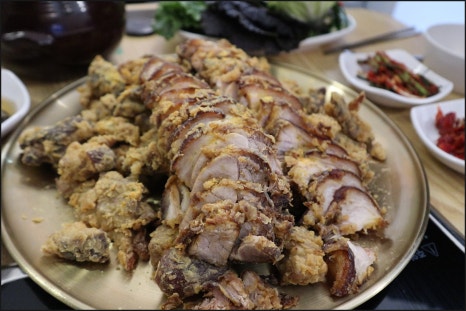 돌담족발 이미지