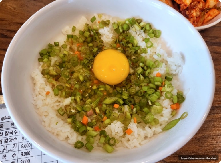 어머나칼국수 이미지