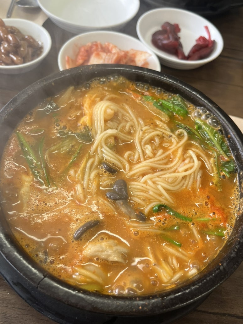 동묘국수 이미지