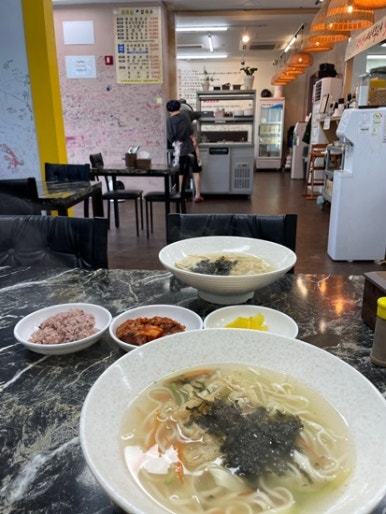 옛날들깨칼국수 이미지