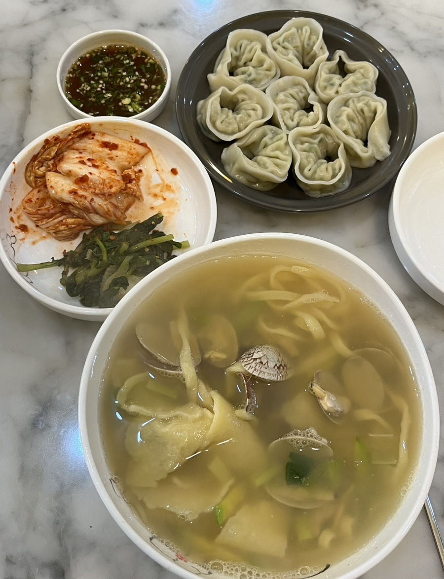 수라손칼국수 이미지