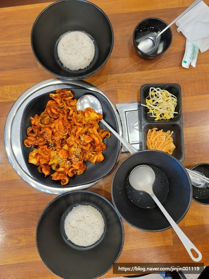 돗가비불쭈꾸미 이미지