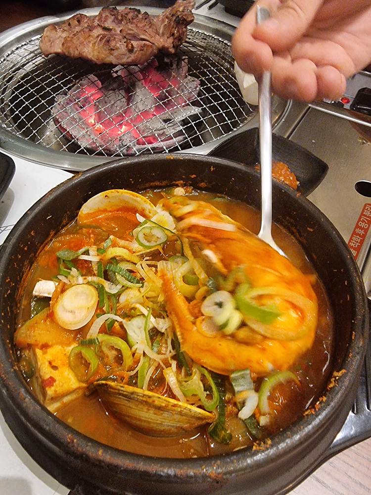 돼지랑한판승부 이미지