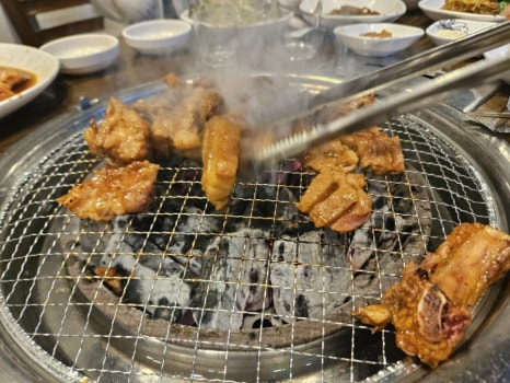 돈66숯불갈비 이미지