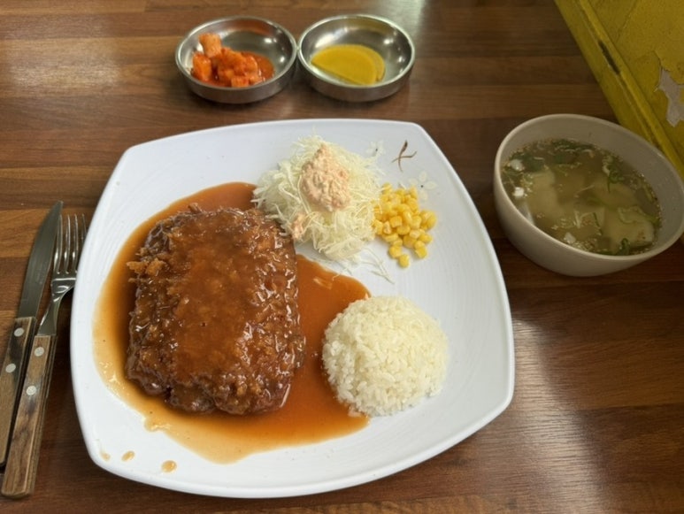 돼랑이투칼국수 이미지