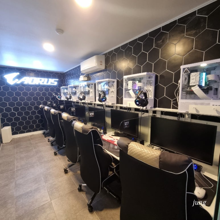 크리드PC방 이미지