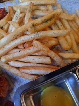모꼬치킨 이미지