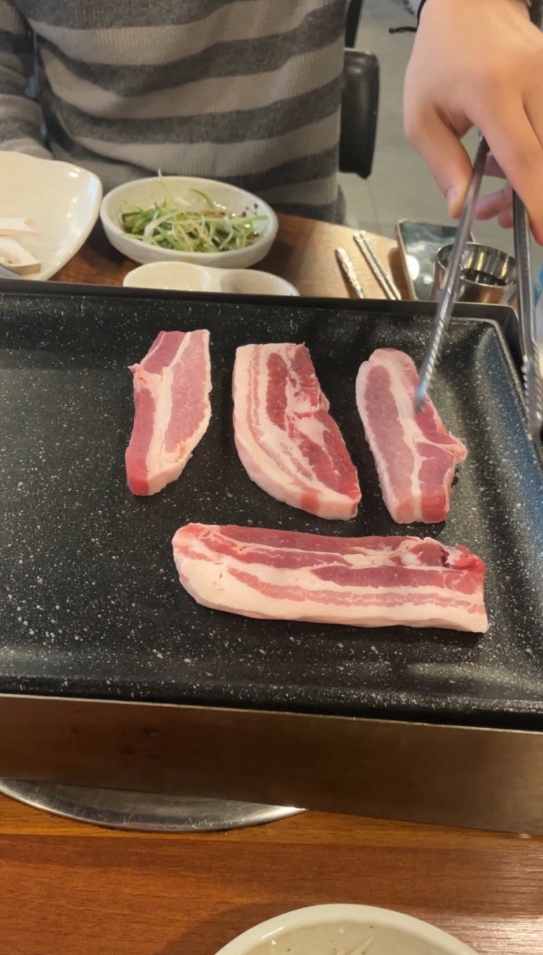 옛고향자연돌구이 이미지