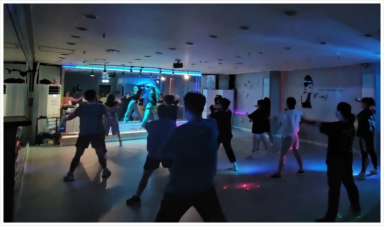 줌바피트니스스튜디오 이미지