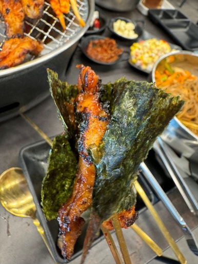 유박사숯불닭갈비 이미지