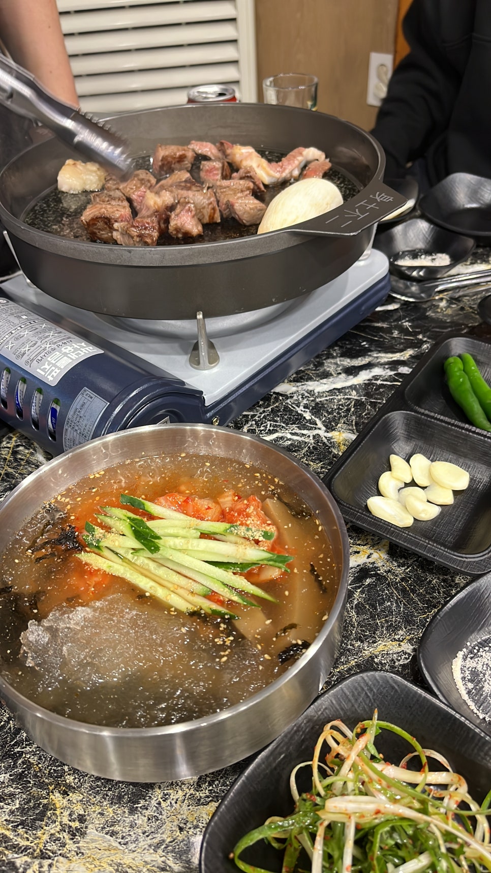 투뿔한우천국학동역점 이미지