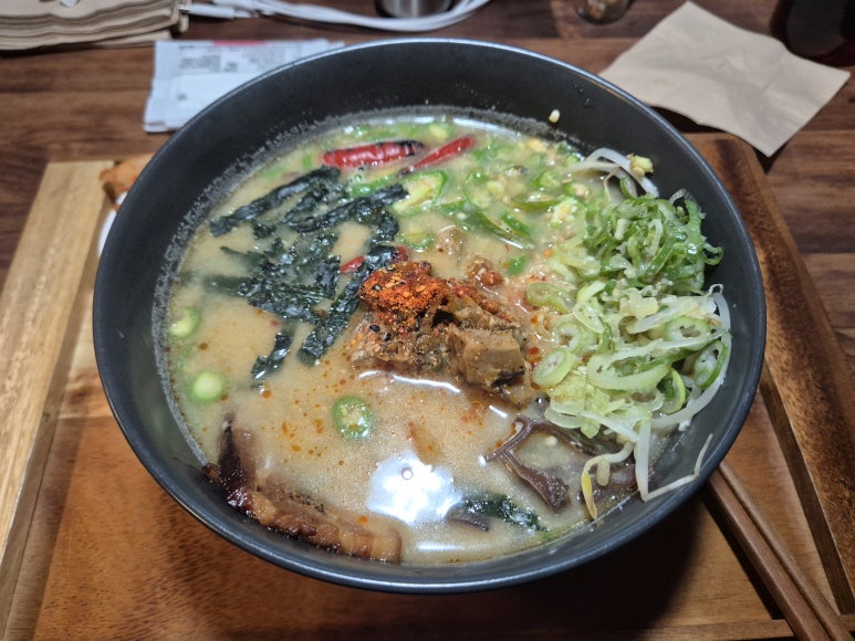 호랭이라멘 이미지