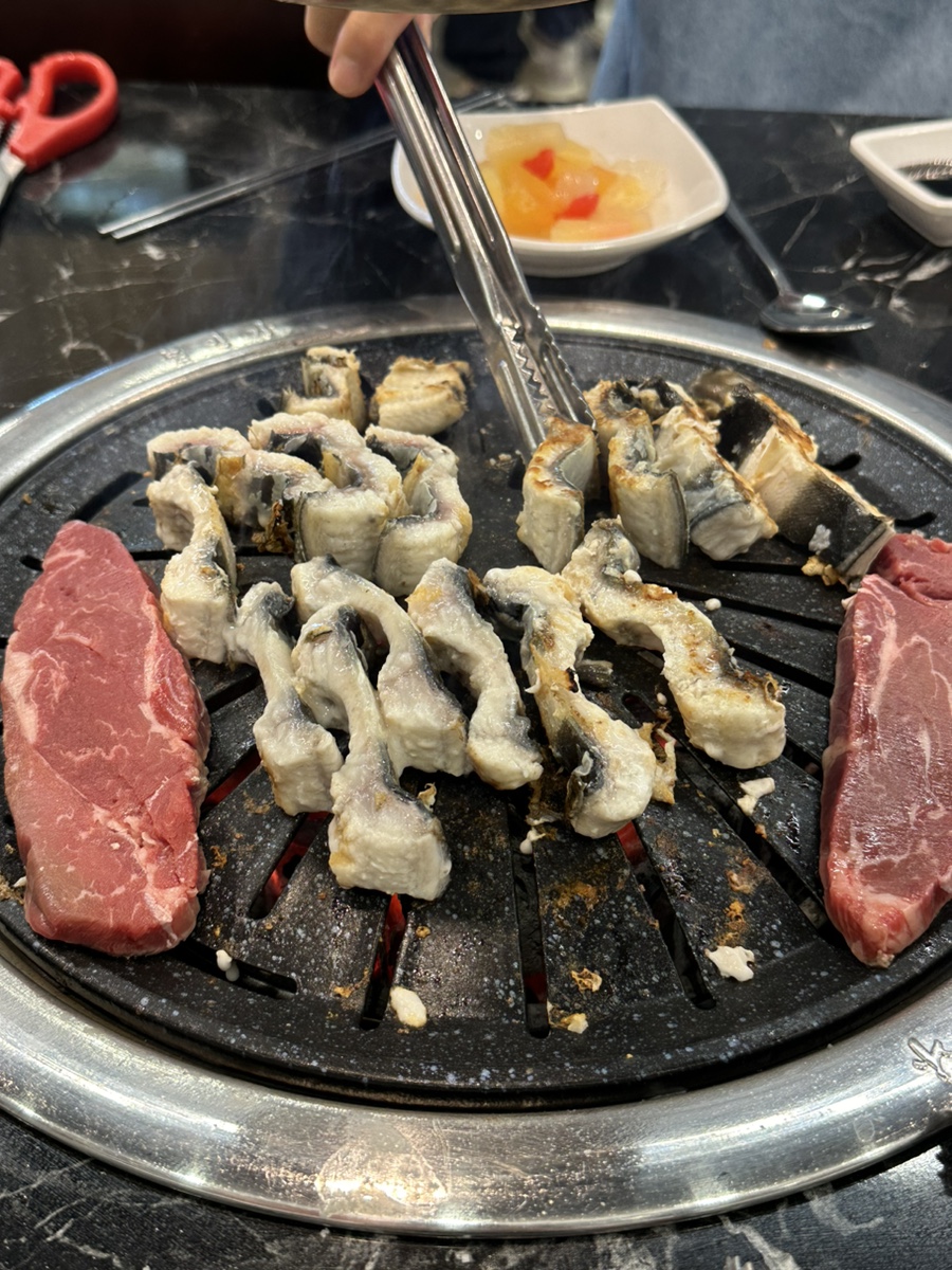 천지민물장어 이미지